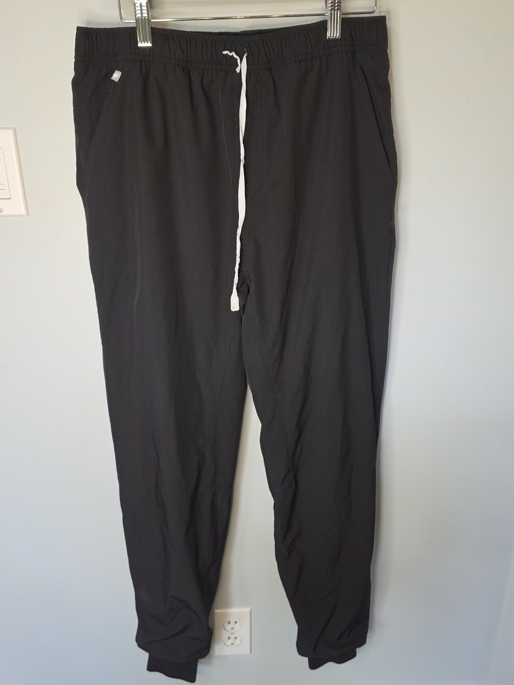 FIGS Technical Collection Black Jogger Scrub Pants Zephyr Drawstring Med As-is